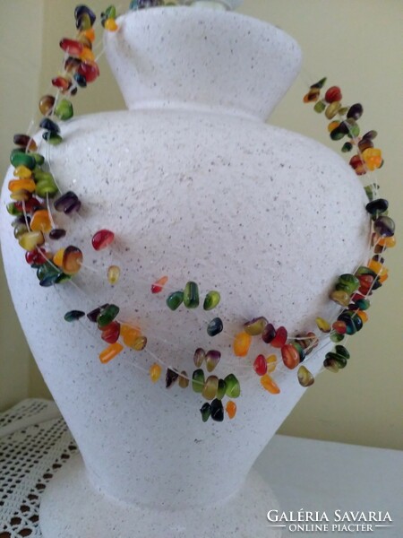 Colorful coral pearl necklace