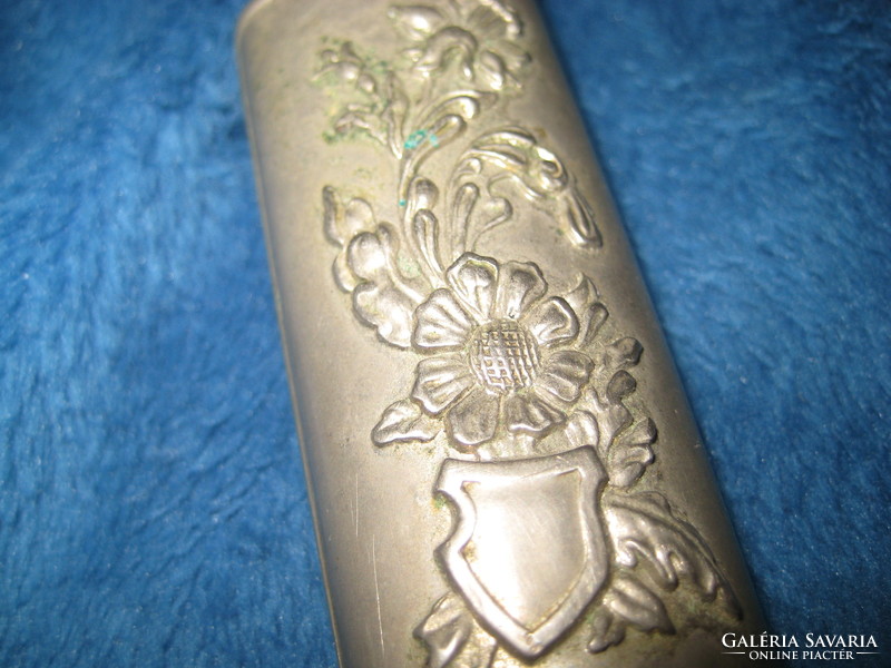 Decorative lighter holder, 2.8 x 7 cm