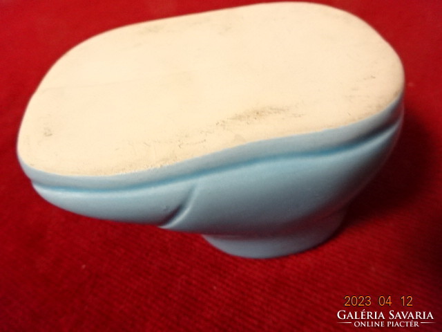 Glazed ceramic slipper, center of the table, length 9 cm. Jokai.