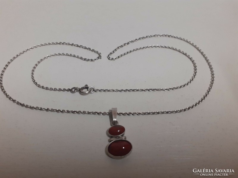 Marked silver necklace with pendant studded with red jasper stones
