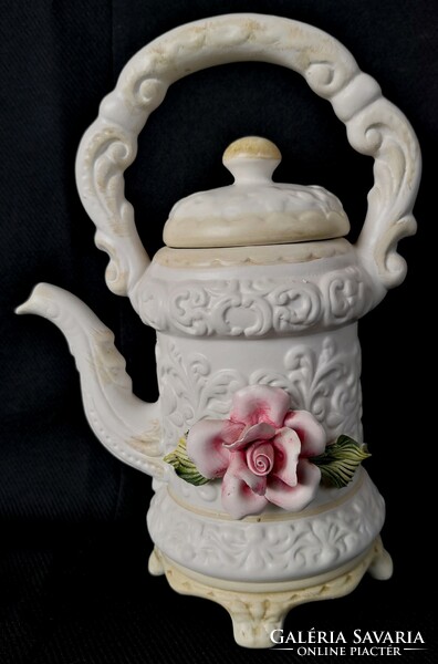 Dt/169 – capodimonte fabulous decorative jug with a lid and standing handle