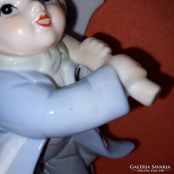 "Kisfiú +kislány esernyővel ". 2db német, porcelán figura párban.