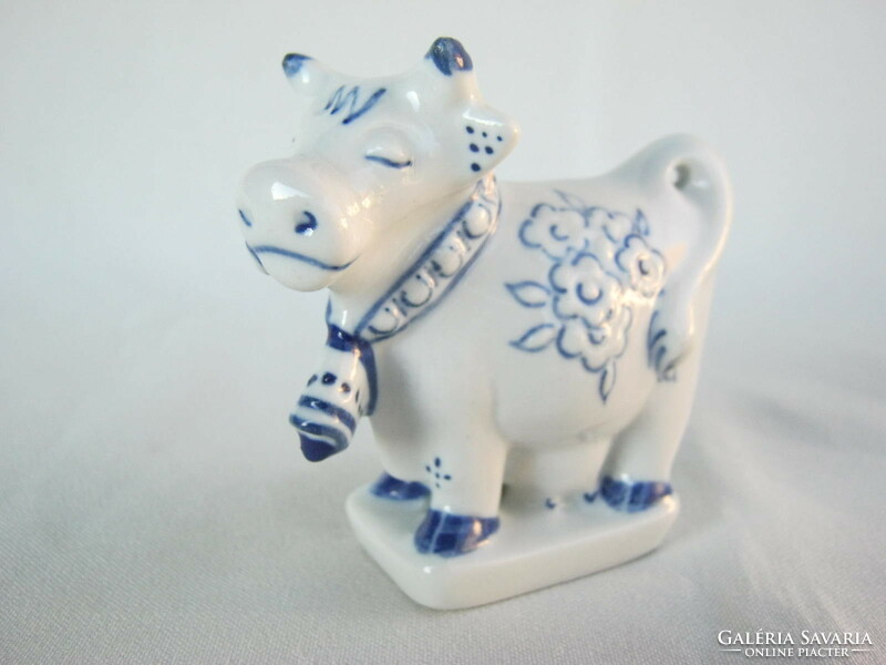 Retro ... Zsolnay porcelain figurine nip cow boci