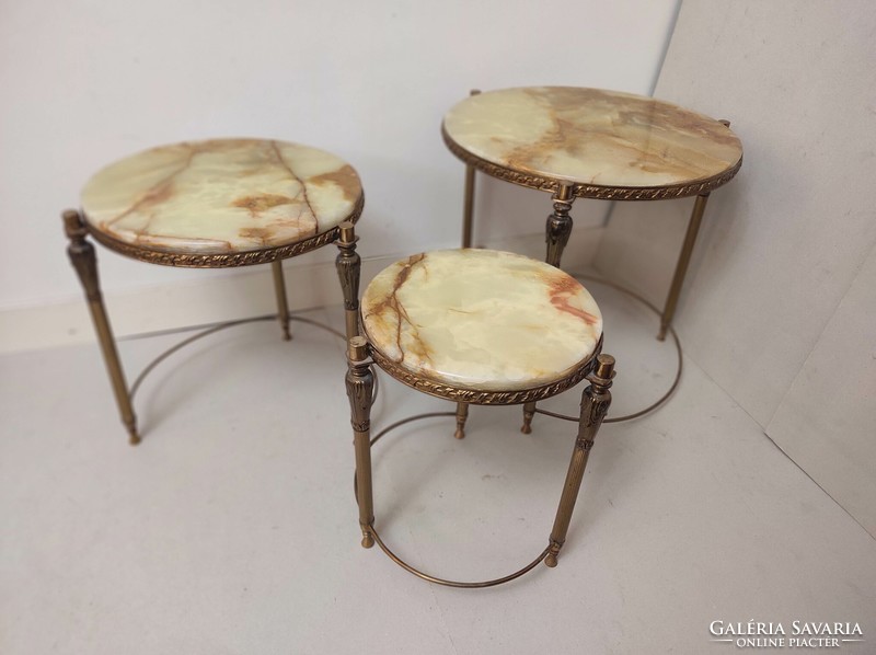 Antik 3 darab patinás réz lábú kör onix lapos összetolható kis asztal asztalsor 240 7063