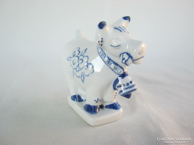 Retro ... Zsolnay porcelain figurine nip cow boci