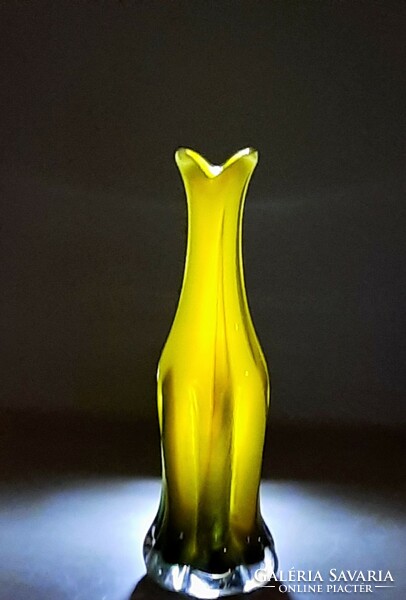 Muránói sommerso váza