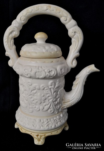 Dt/169 – capodimonte fabulous decorative jug with a lid and standing handle