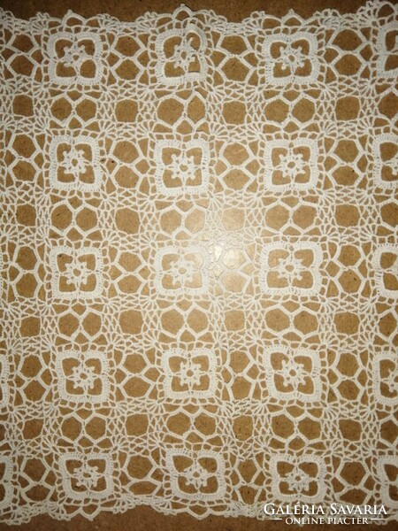 Handmade lace tablecloth 32*32 cm (3)