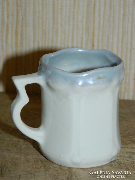 Small porcelain commemorative mug