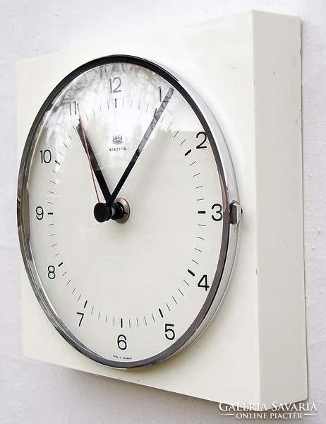 Junghans electric electromechanical wall clock