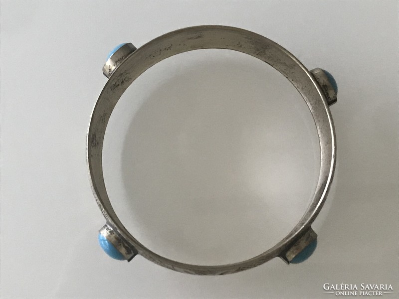 Silver-plated bracelet with engraved pattern, turquoise inserts, 7 cm diameter