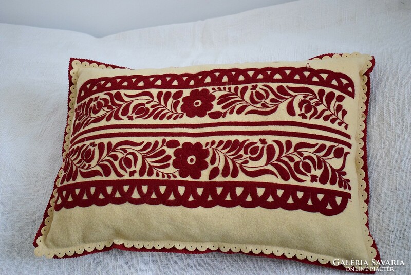 Embroidered pattern wool posto pillow decorative pillow Hungarian ethnographic needlework 54 x 37 x 13 cm