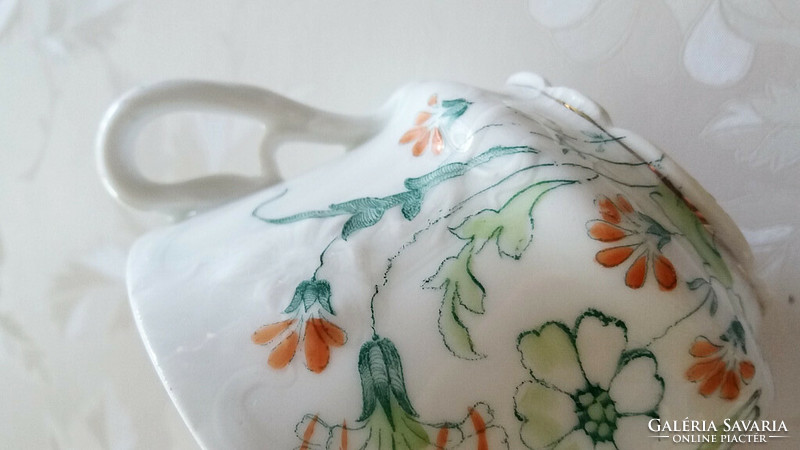 Antik porcelán virágos régi csésze 1 db