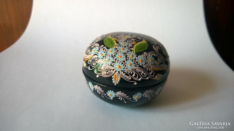 Hand painted wooden lacquer box - great work
