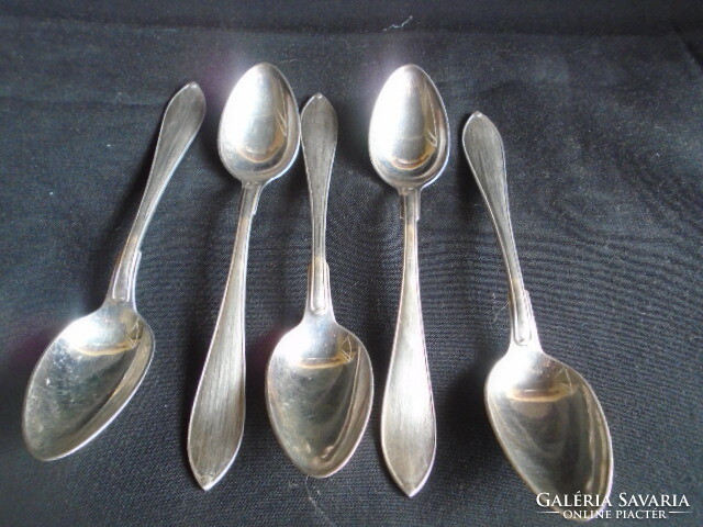 Art Nouveau coffee, cocoa and dessert spoons with Danish tea for 5 people