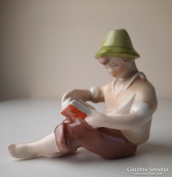 Drasche porcelain statue, figure of a boy reading