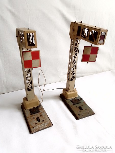 Two antique old railway signposts jep france model 0 1920-30 field table accessory board game