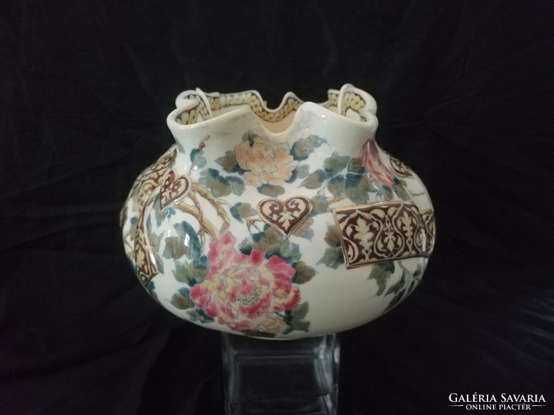 Fischer i Budapest majolica decorative bowl