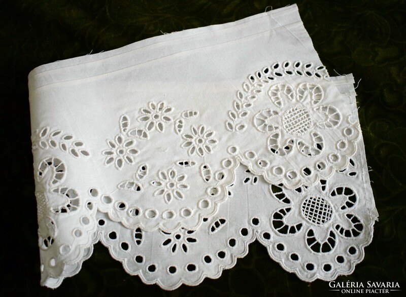 Madeira rosette hole embroidery lace shelf ornament drapery curtain 72 x 23 cm