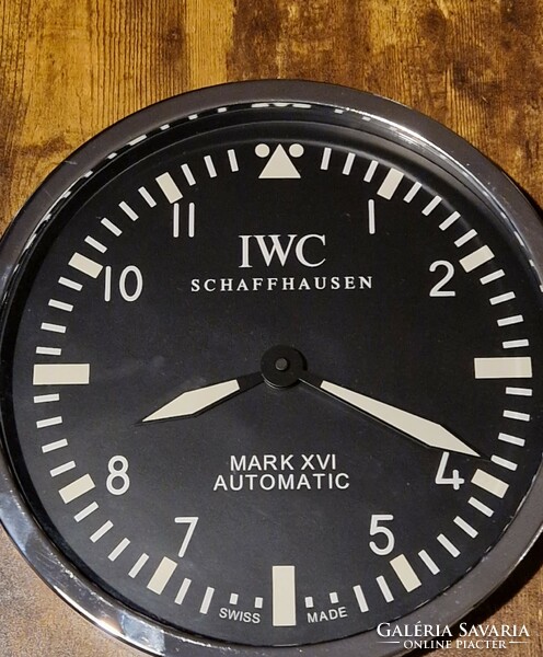 IWC Schaffhausen Pilot 'S Mark XVIII Falióra  ( Dealer Clock)