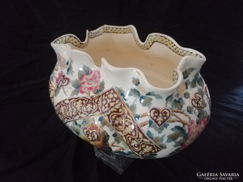 Fischer i Budapest majolica decorative bowl