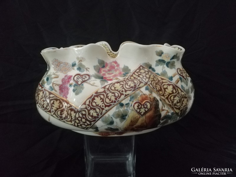 Fischer i Budapest majolica decorative bowl