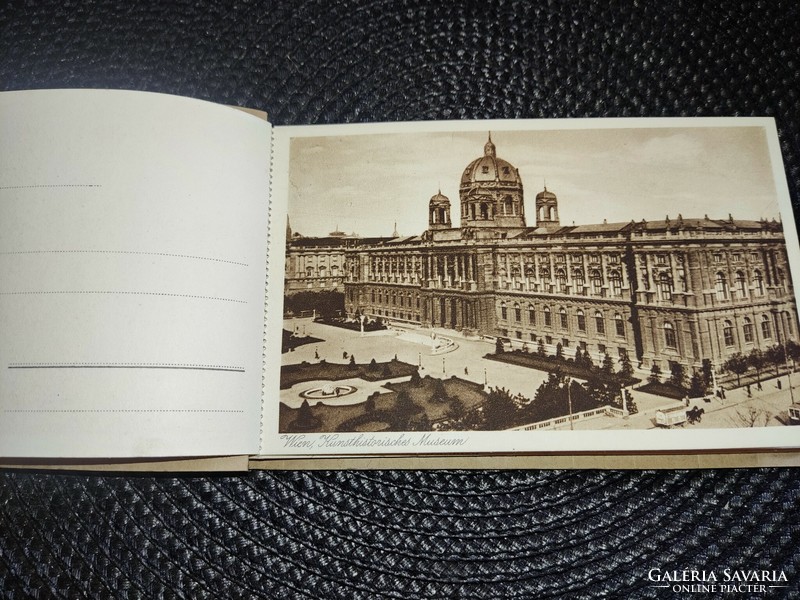 Bécsi képeslapok albumba