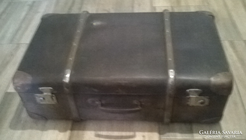 Old Sattlerwaren-Herst suitcase