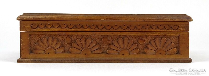 1M634 old carved wooden jewelry box