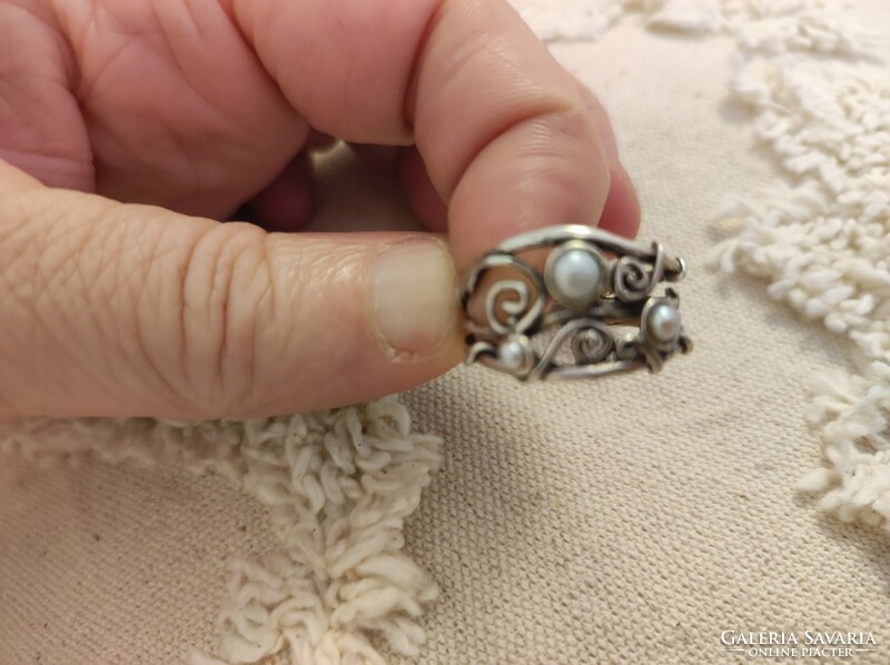 Izraeli ezüst gyűrű gyöngygyel