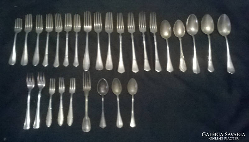 28 pieces of old alpaca cutlery