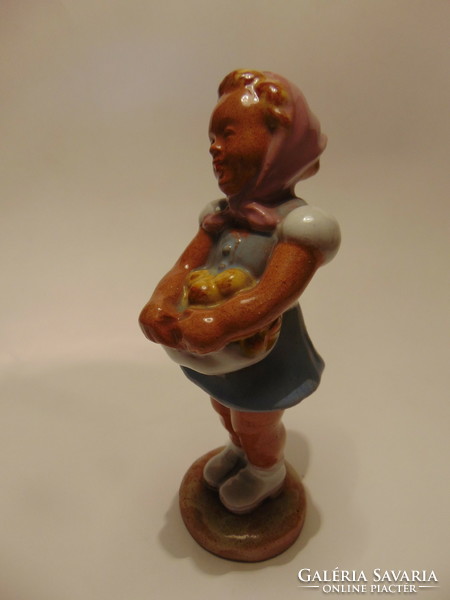 Little girl with a scarf h. Maria Rahmer ceramics