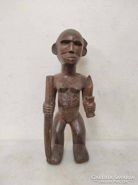 Antique African warrior statue Cameroon damaged 322 drop 300 7246