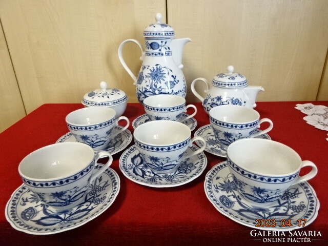 Kahla German porcelain, tea set with onion pattern, 15 pieces. Jokai.