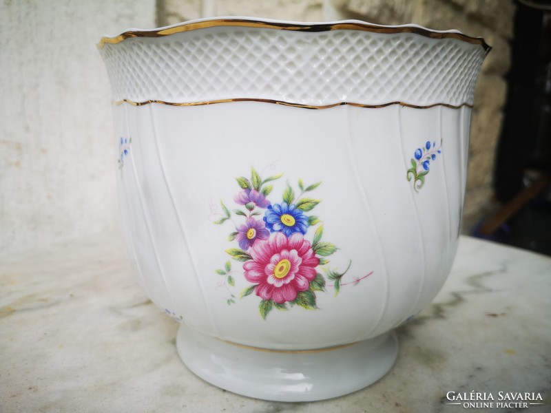 Höllóháza caspo porcelain flower centerpiece offering decoration