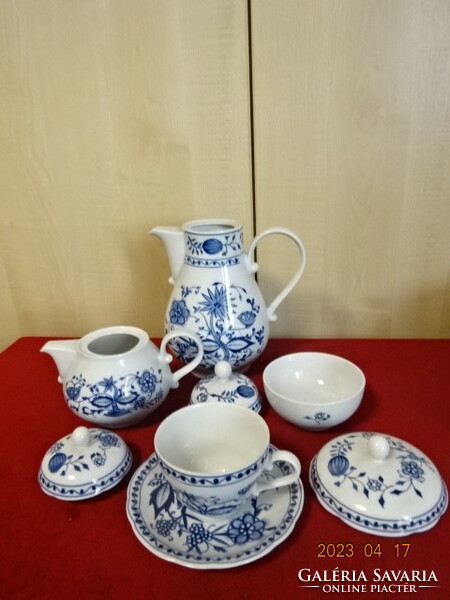 Kahla German porcelain, tea set with onion pattern, 15 pieces. Jokai.
