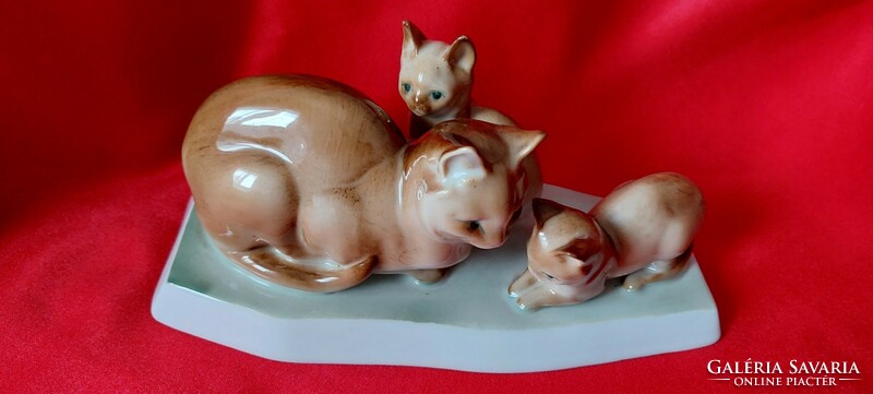 Sale!! Rarity! Zsolnay hand-painted cat family