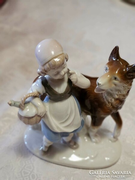 Little Red Riding Hood and the Wolf porcelain figure / German Lippelsdorf /