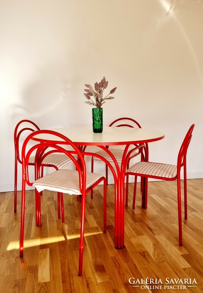 Mid-century Italian design dining set with Bauhaus lines