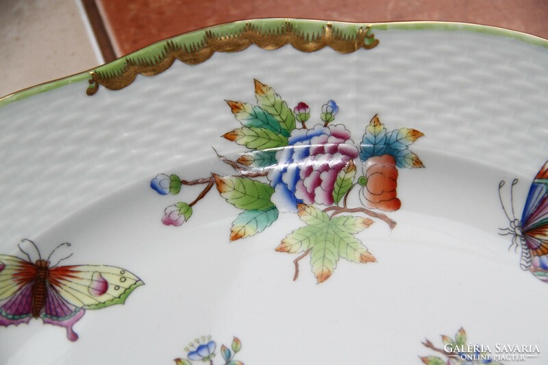 Victoria of Herend 34 cm plate serving bowl