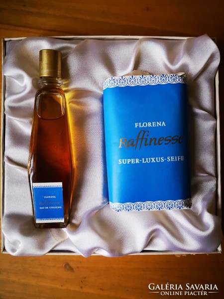 Florena Raffinesse parfüm és szappan díszdobozban