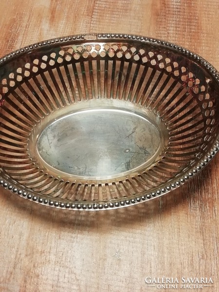 Keltum oval-shaped silver-plated basket, bowl