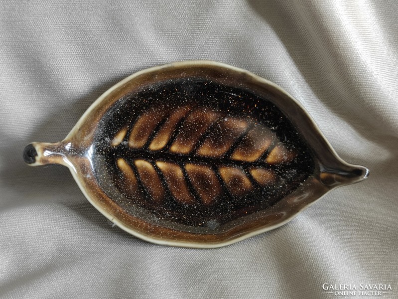 Discreetly shiny tiny brown gold-colored leaf ceramic bowl from the legacy of Inke László and Márta