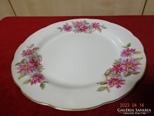 Chinese porcelain flat plate, six pieces, with cyclamen-colored flowers. Jokai.