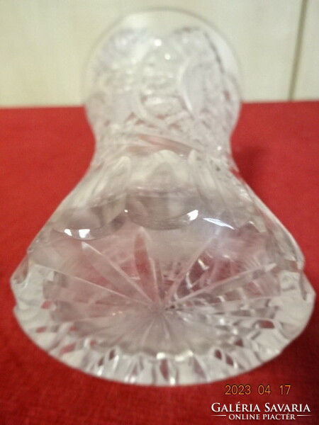 Ólomkristály váza, magassága 14 cm. Jókai.