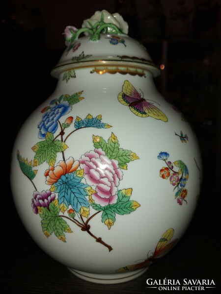 Antik herendi öblös fedeles váza