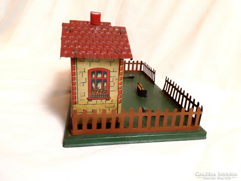 Antique old bing? Building, house, garden, model 0 railway train, field table, additional board game