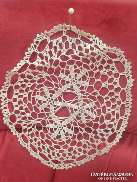 Hand-crocheted lace tablecloth made of thin yarn, 2 pieces for sale! Not white, ecru