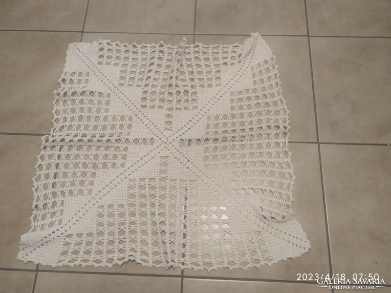 Hand-crocheted, crocheted with thick yarn, lace tablecloth for sale!