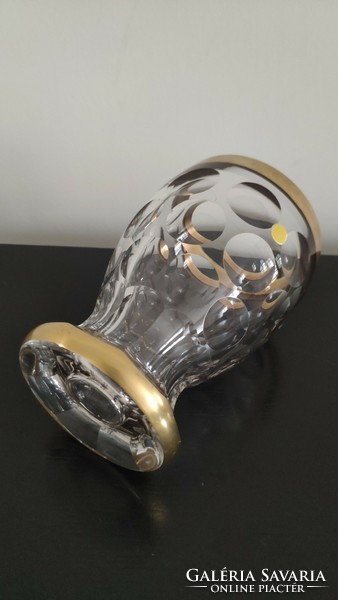 Hand-polished crystal glass with gilded edges